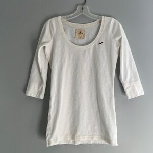 Hollister Womens Scoop‎ Neck Fitted Tee Shirt Top Size Medium Y2K Bella Swan